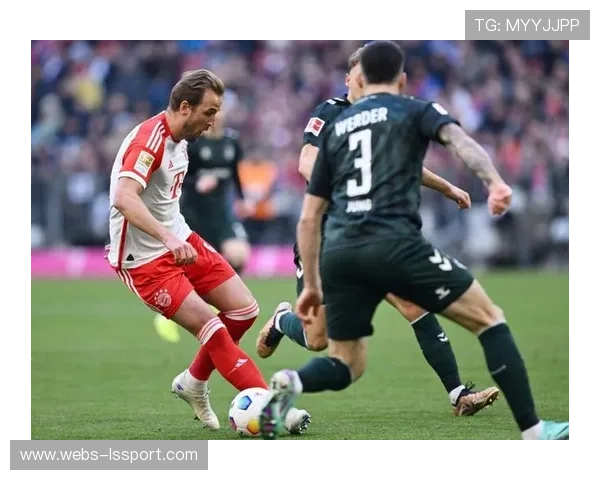 拜仁客场两度落后两度扳平,凯恩乌龙后完成自我救赎 拜仁客场两度落后两度扳平,凯恩乌龙后完成自我救赎