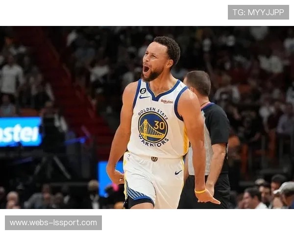 库里训练师透露其夏日特训重点：增肌与左手终结能力