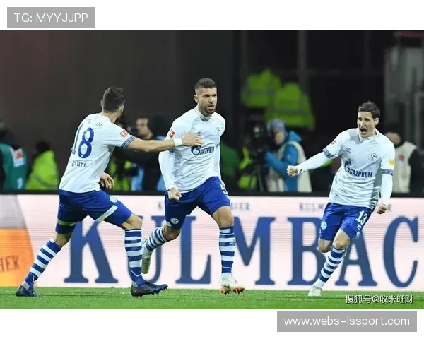 哲科转会谈判多队竞争，沙尔克04报价遇挑战